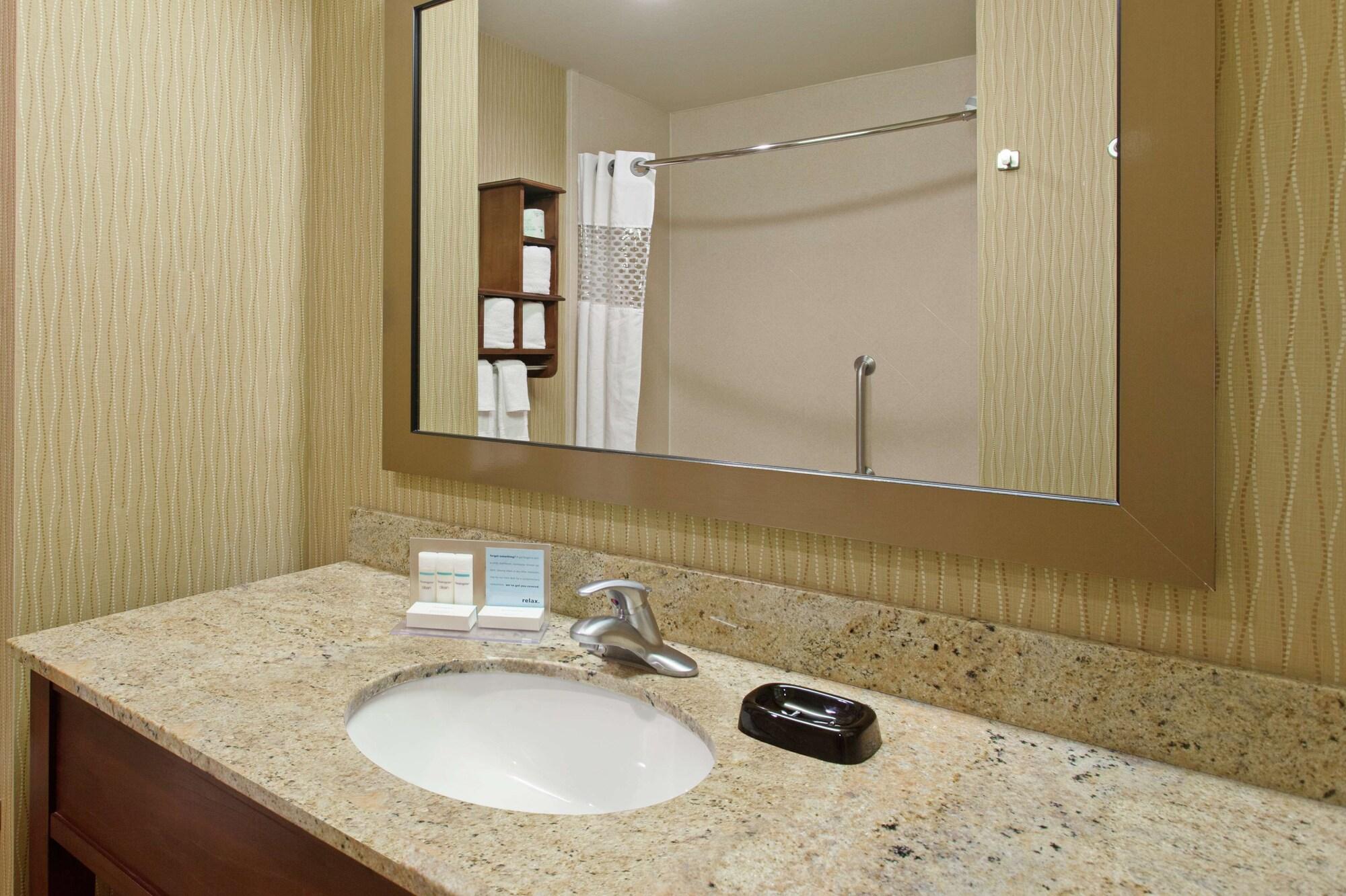 סי טק Hampton Inn And Suites Seattle - Airport / 28Th Avenue מראה חיצוני תמונה