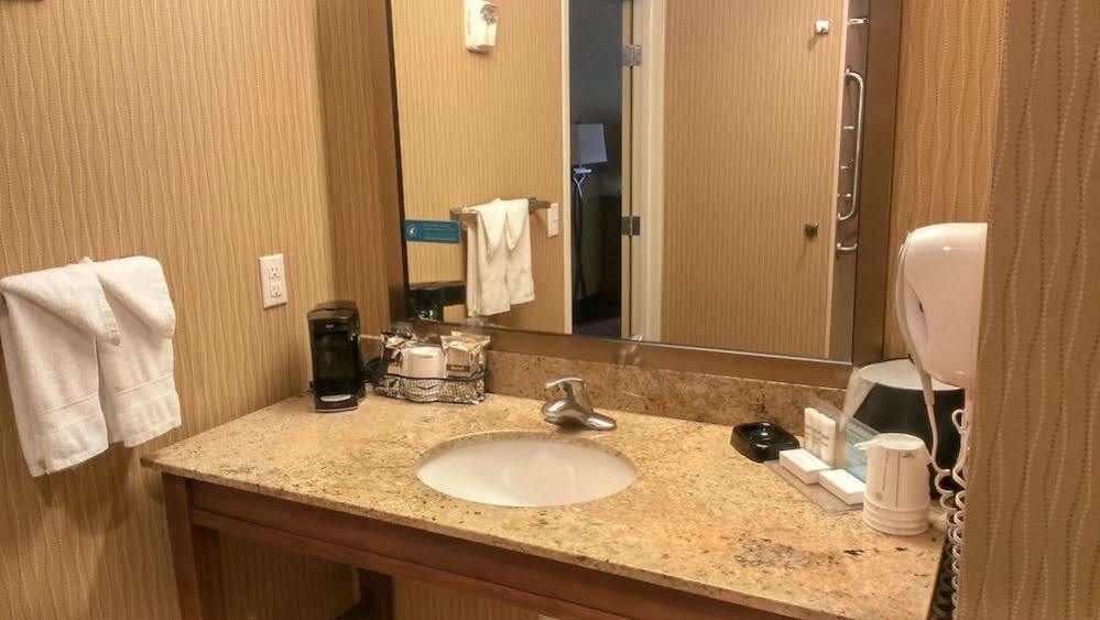 סי טק Hampton Inn And Suites Seattle - Airport / 28Th Avenue מראה חיצוני תמונה
